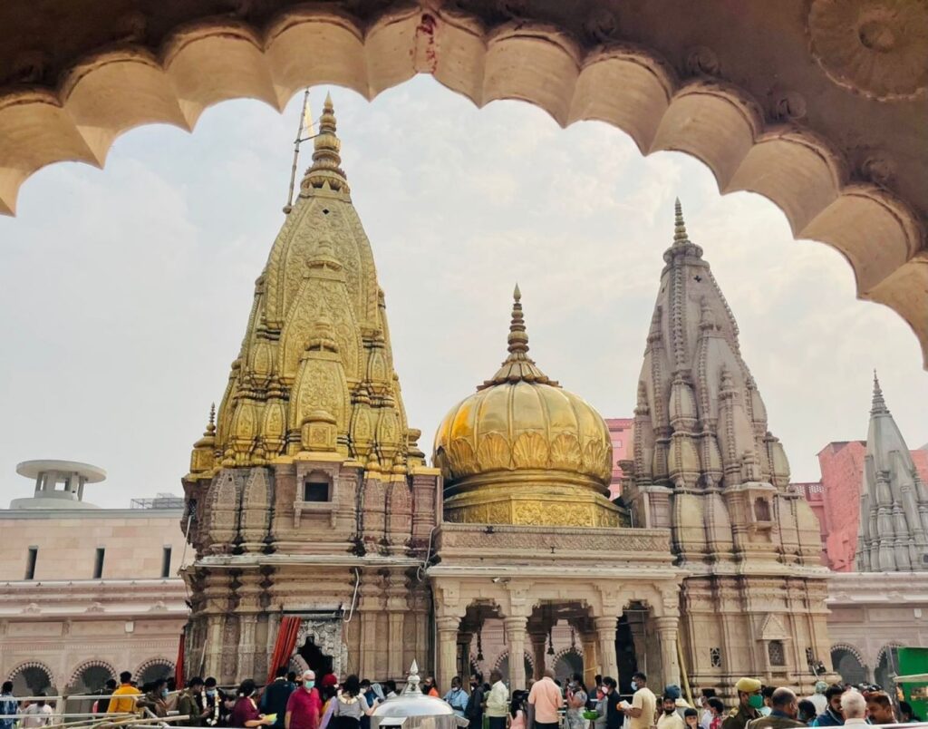 Kashi Vishwanath Temple (Photos by Pradum Shukla)